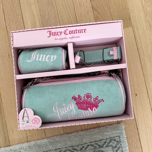 Juicy Couture Handbags - New authentic Juicy Couture barrel bag set! Rare!